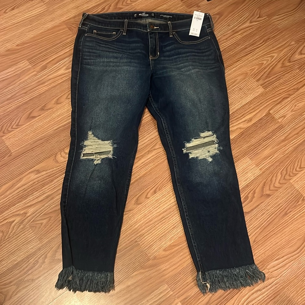 Hollister Ripped jeans